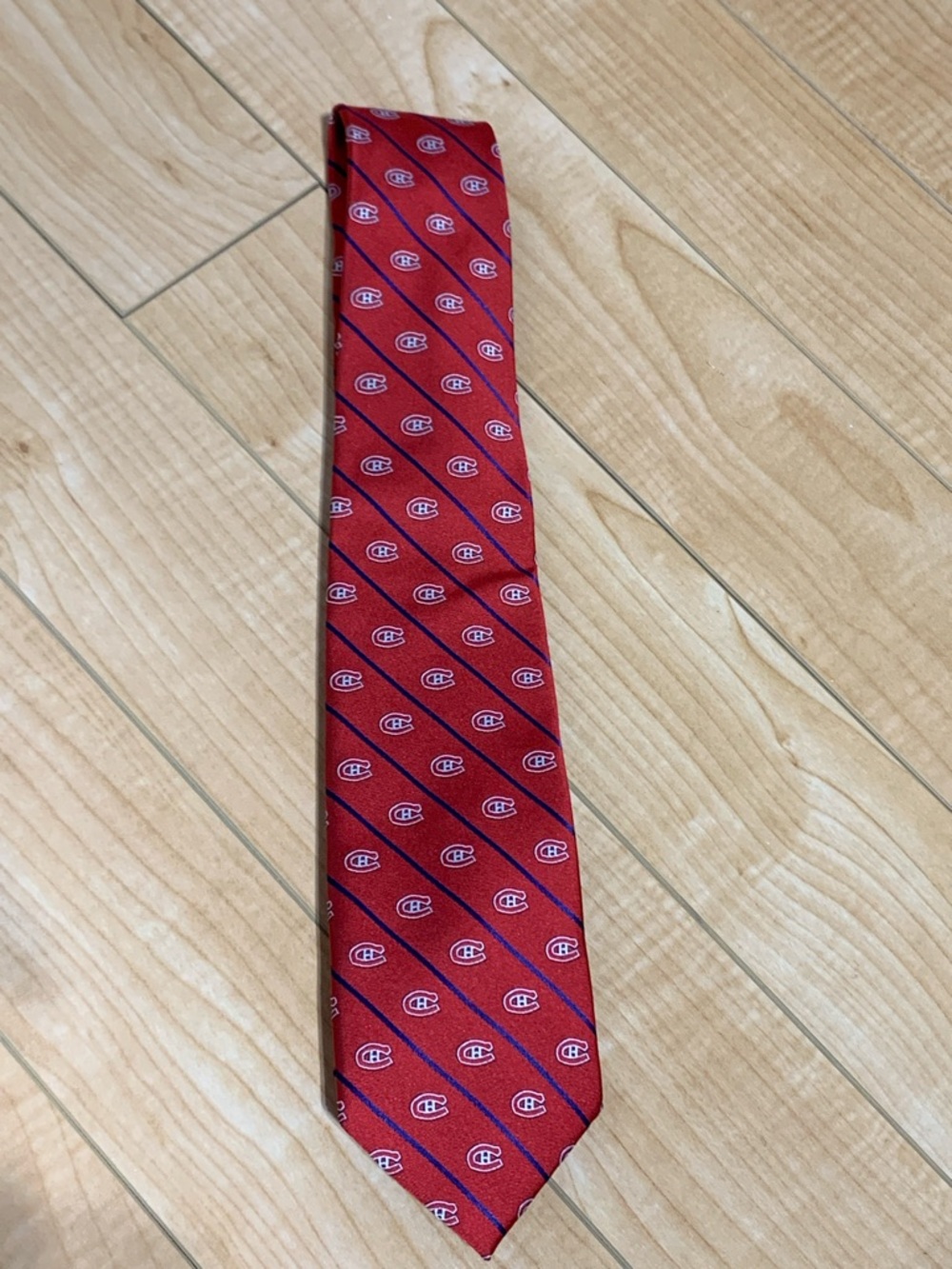 NHL Red Diagonal Crest Tie